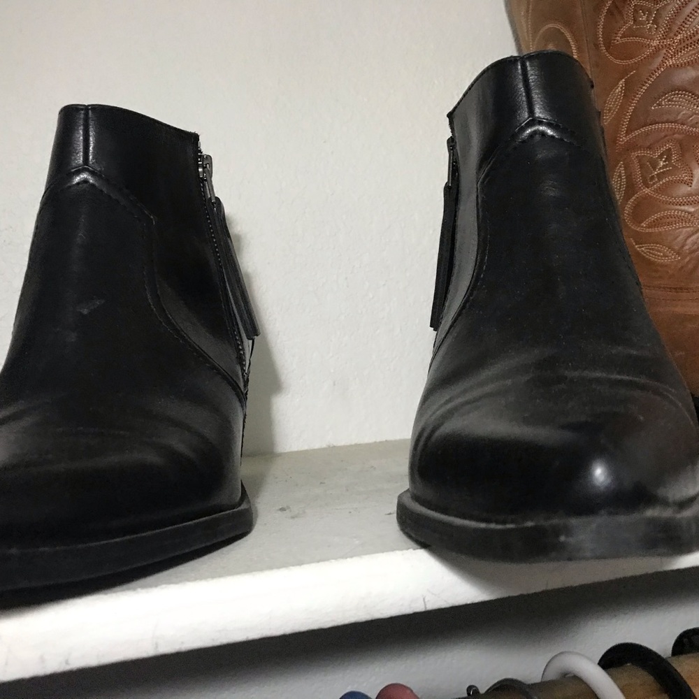 Black leather short boots Pointy tip PAID 195 sale UNTIL FRIDAY FOR ONLY $50